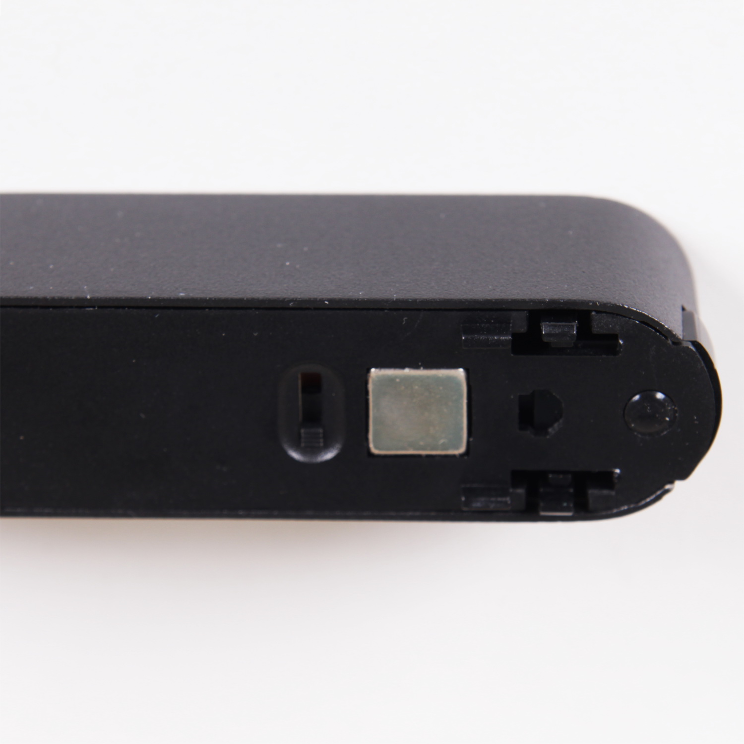 13002-9.3-001UR magnetic LED6W BK CCT+SMART