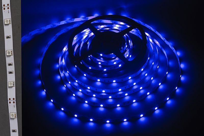 5050B-30L- NK WT PCB (белое основание) светодиодная лента 30LED/м, цвет синий