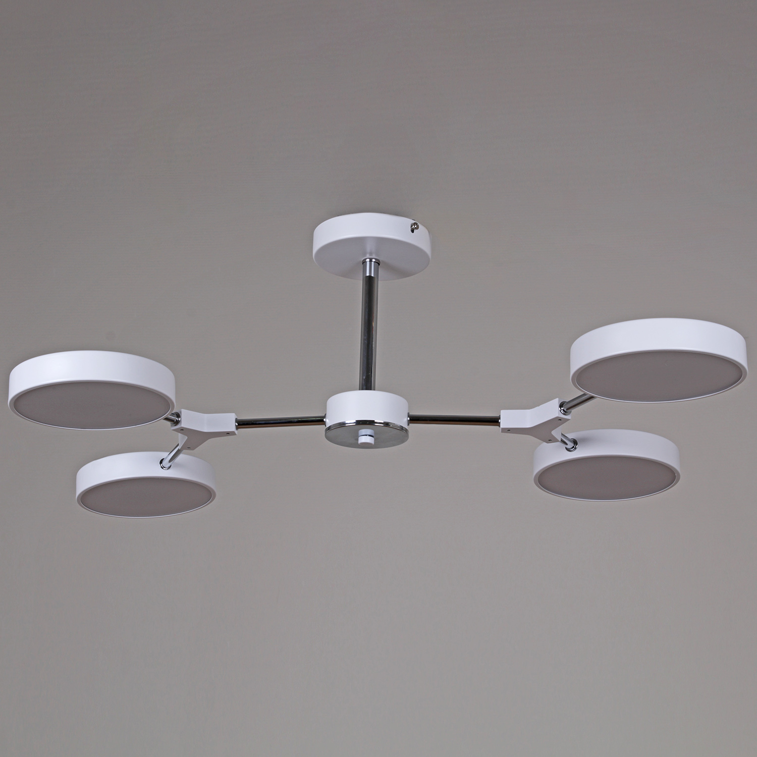 13246-4.3-04 Белый+Хром светильник потолочный