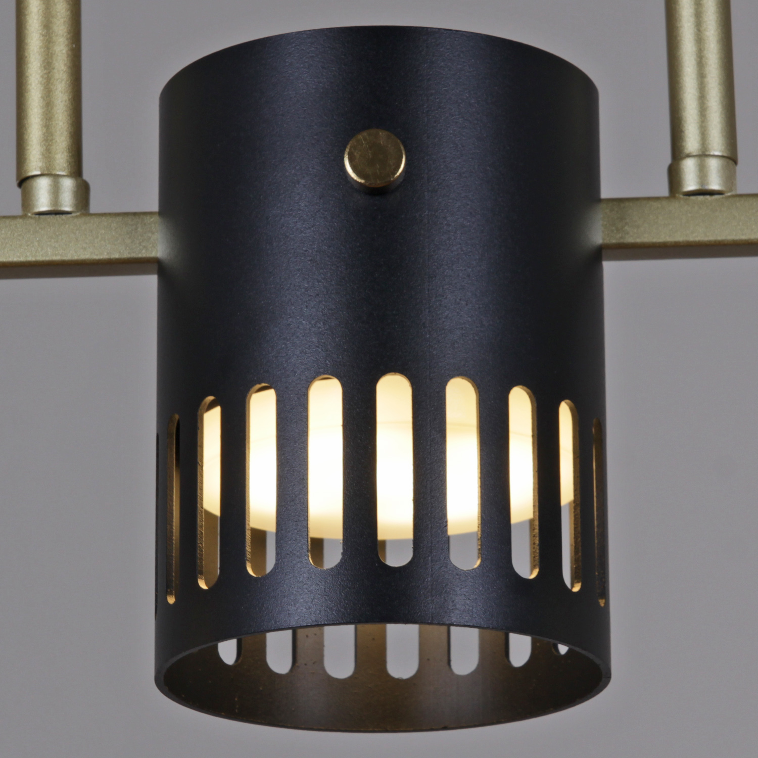 06675-0.3-03 GD+BK GX53 светильник потолочный