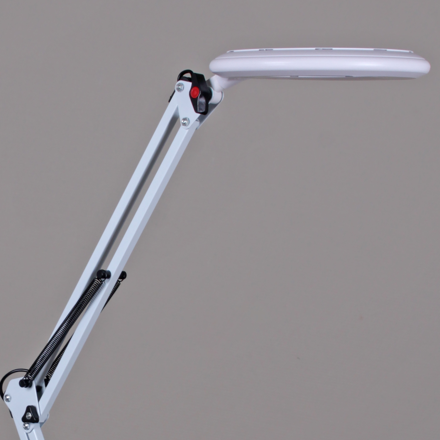 02046-0.7-01 WH светильник настольный