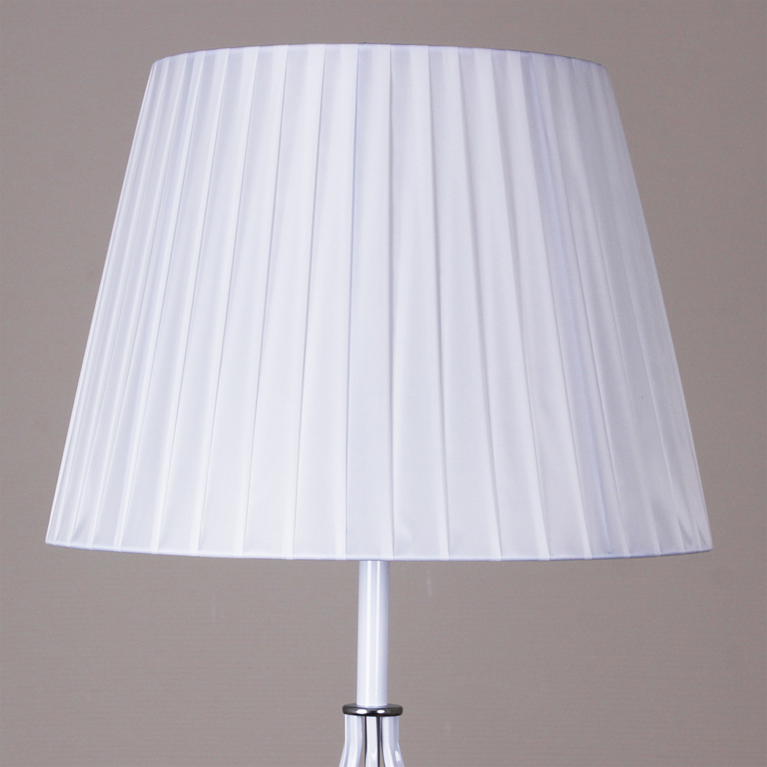 01926-2.6-01 WH  светильник напольный