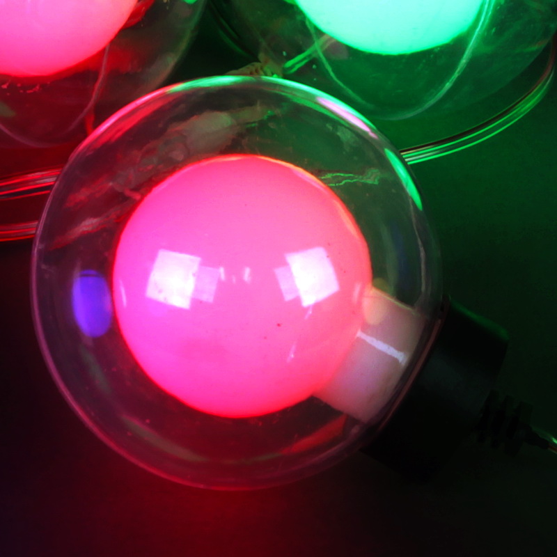 A-502 гирлянда светодиодная  "бахрома", прозрачный провод 3х0.4м, 8 шаров  D 7,5 см