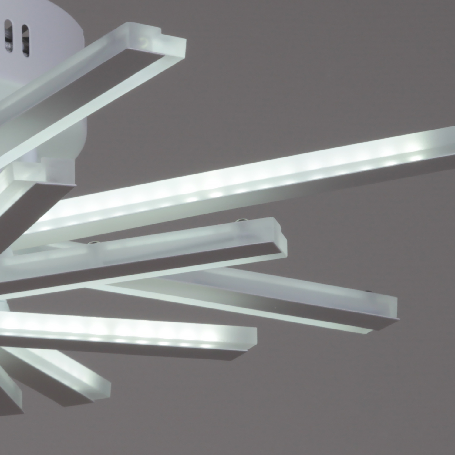 09824-3.3-4+4 WH светильник потолочный