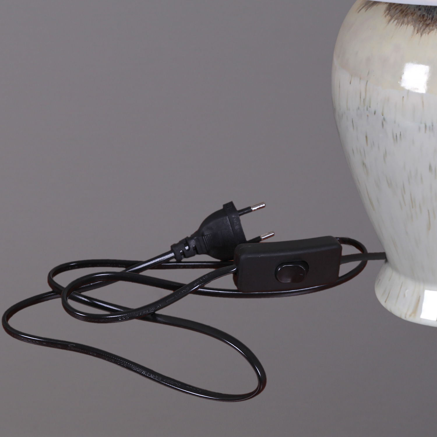 16555-0.7-01DY  светильник настольный