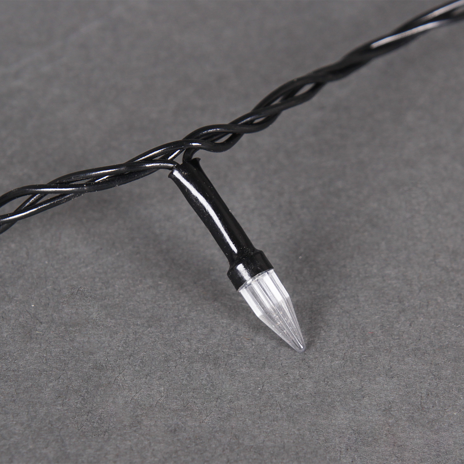 A-425 гирлянда светодиодная 4.5м, провод черного цвета, 50LED