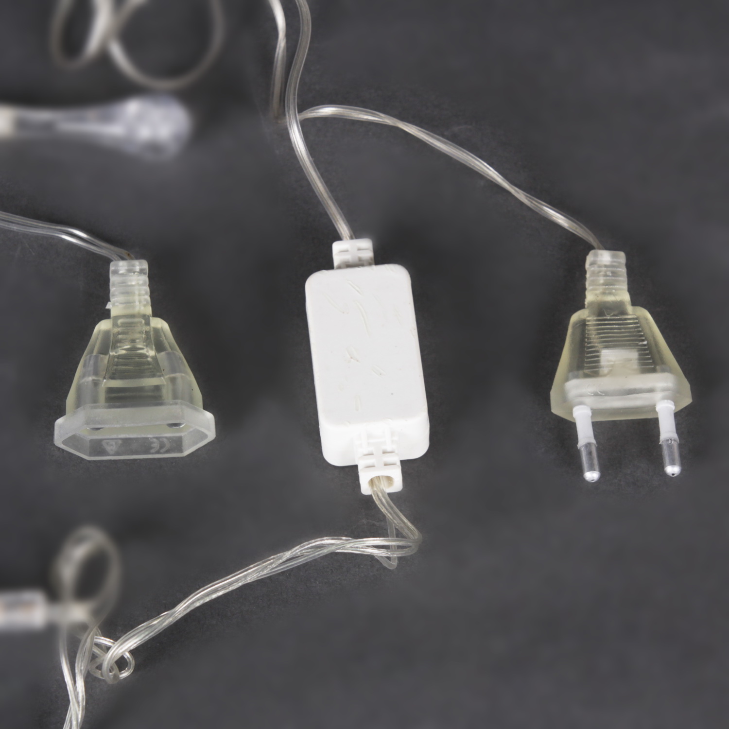 A-503 гирлянда светодиодная, прозрачный провод  длиной 3,2м, 20 насадок капля