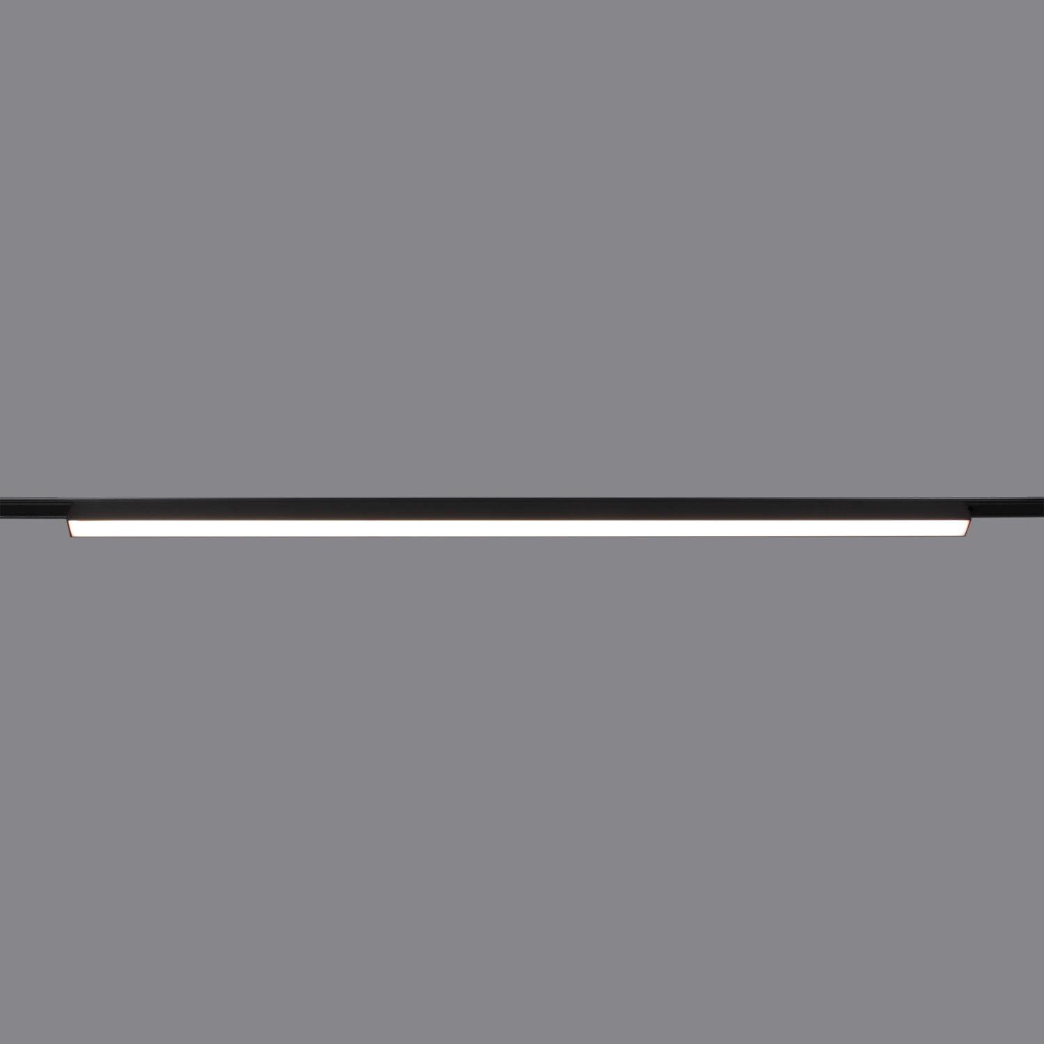 13003-9.3-001UR magnetic LED30W BK CCT+SMART