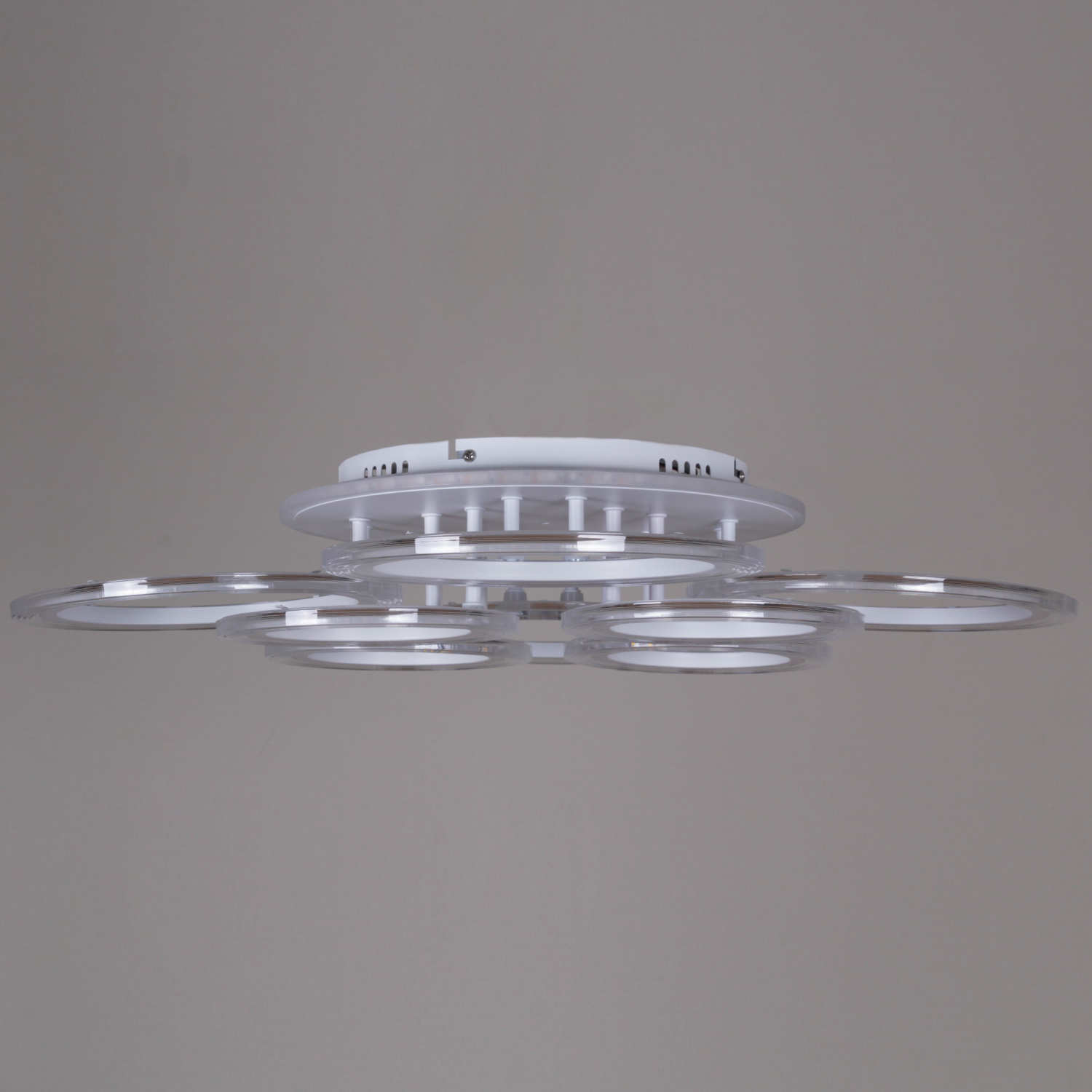 09812-3.3-4+4A WH (RGB) светильник потолочный