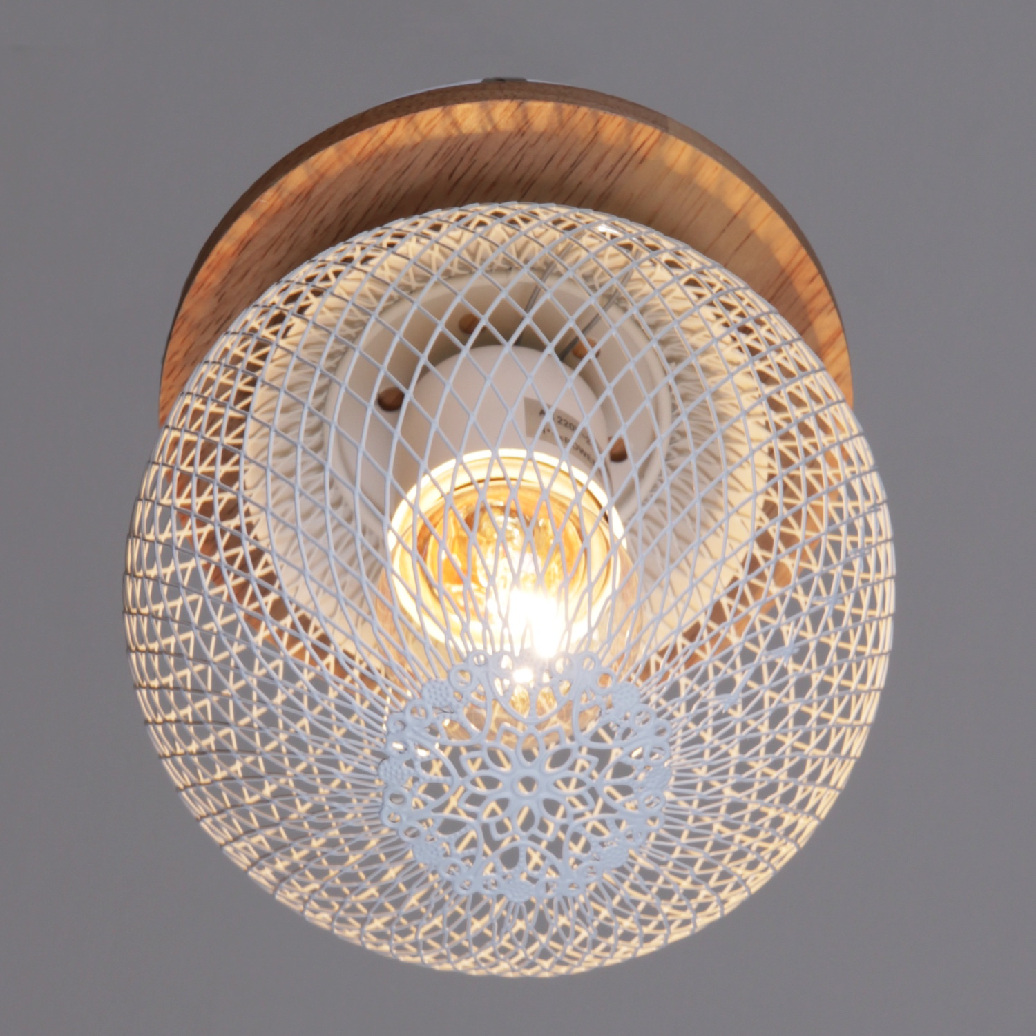 01565-3.3-01 WH+WOOD светильник потолочный