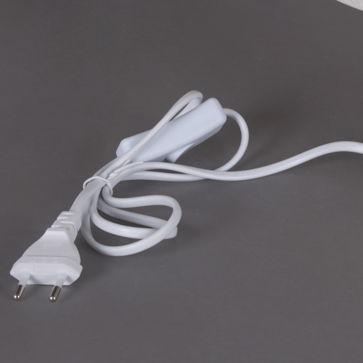 16004-0.7-01J1  светильник настольный