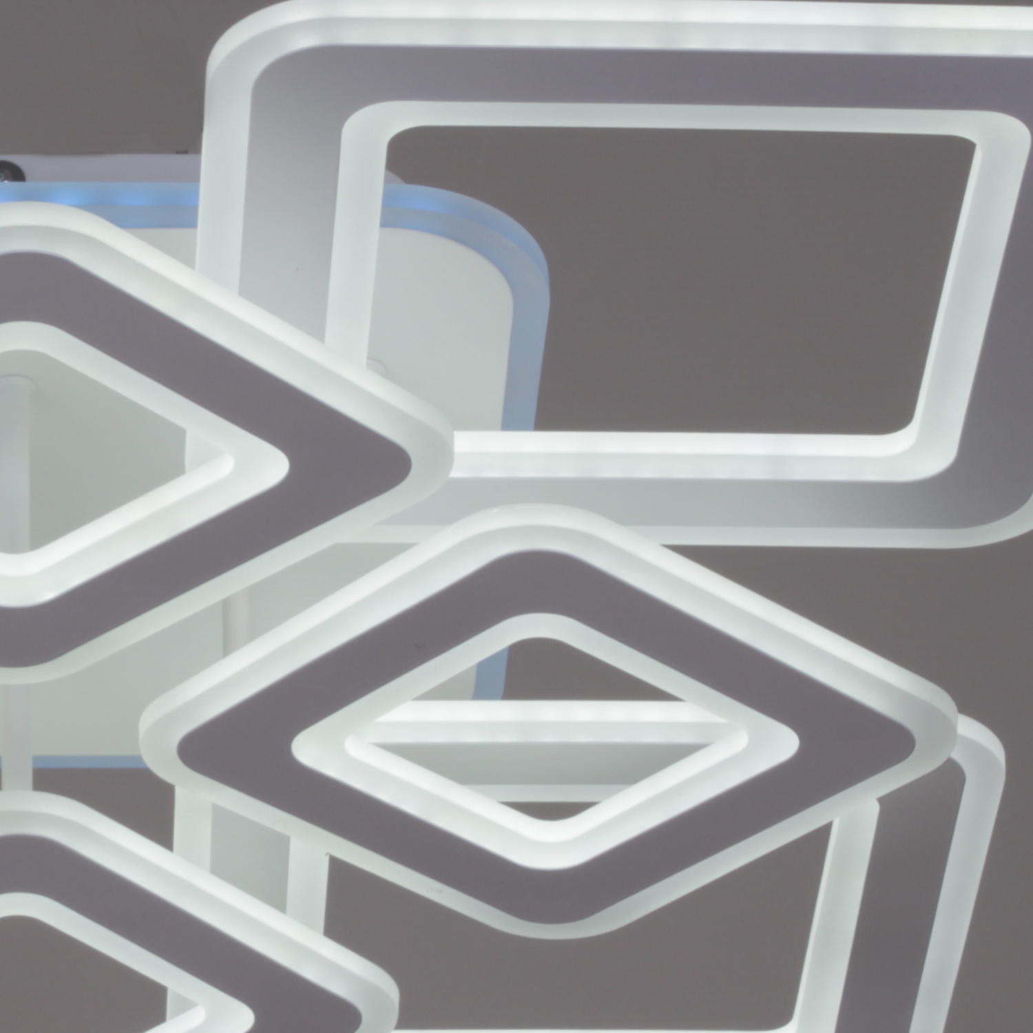 20536-0.3-4+4+1B "L" светильник потолочный