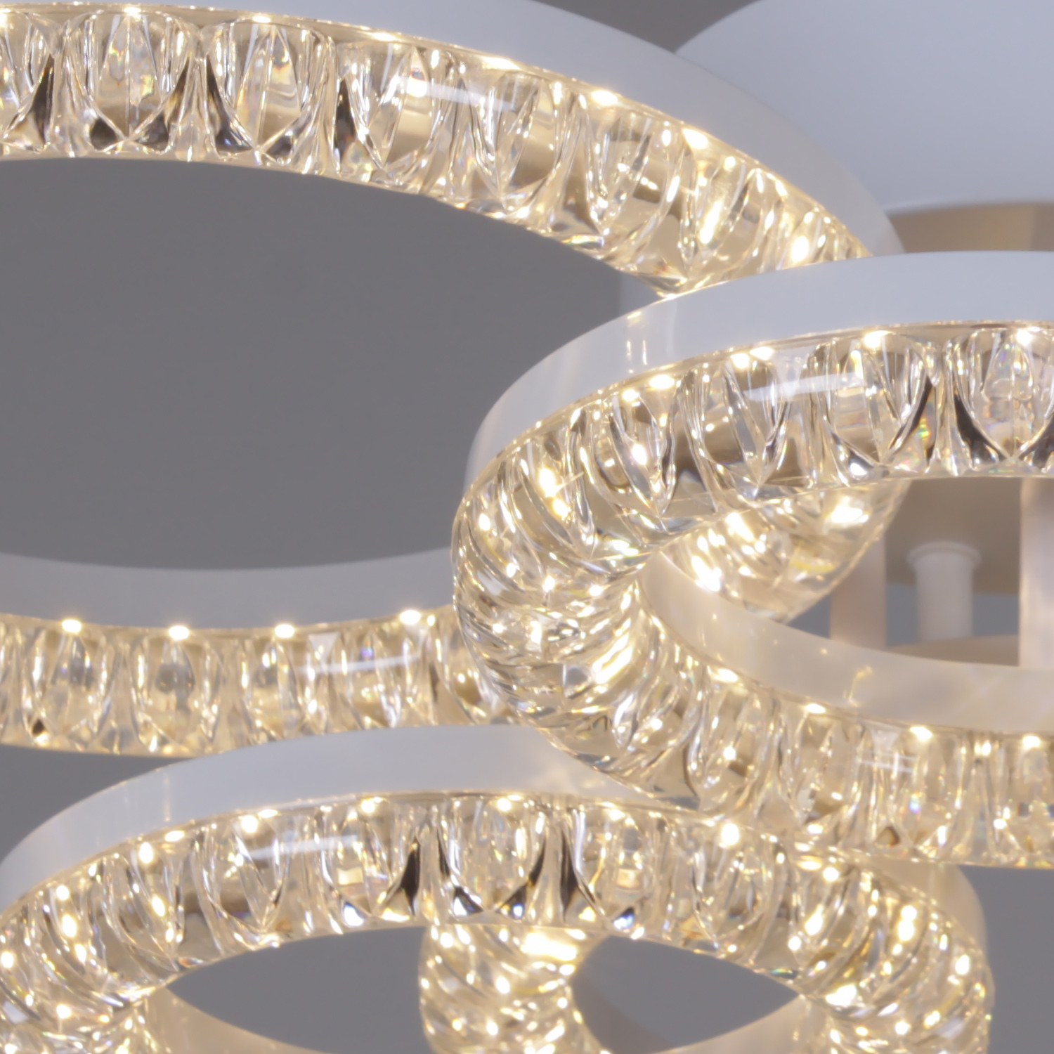 09847-0.3-3+3A WH светильник потолочный