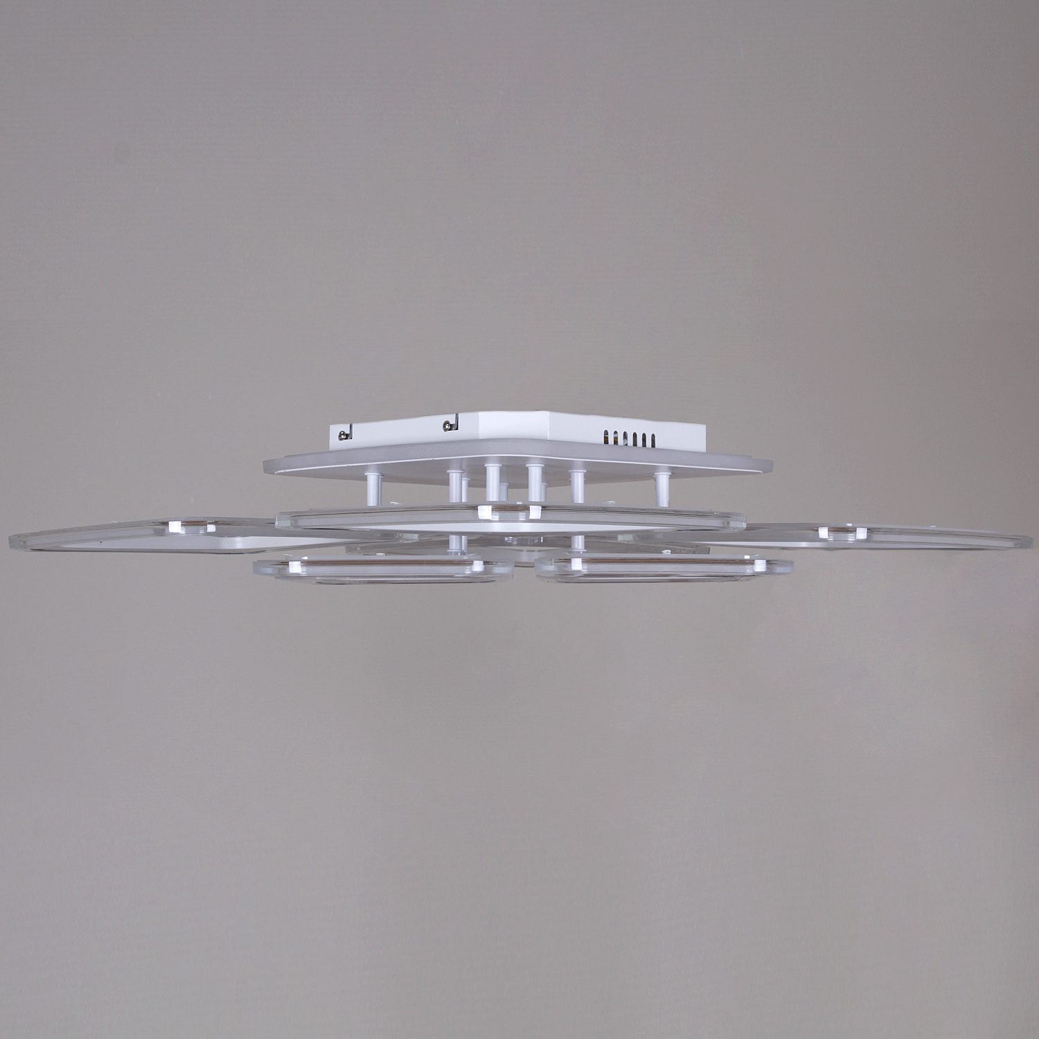 09826-3.3-4+4A WH (RGB) светильник потолочный