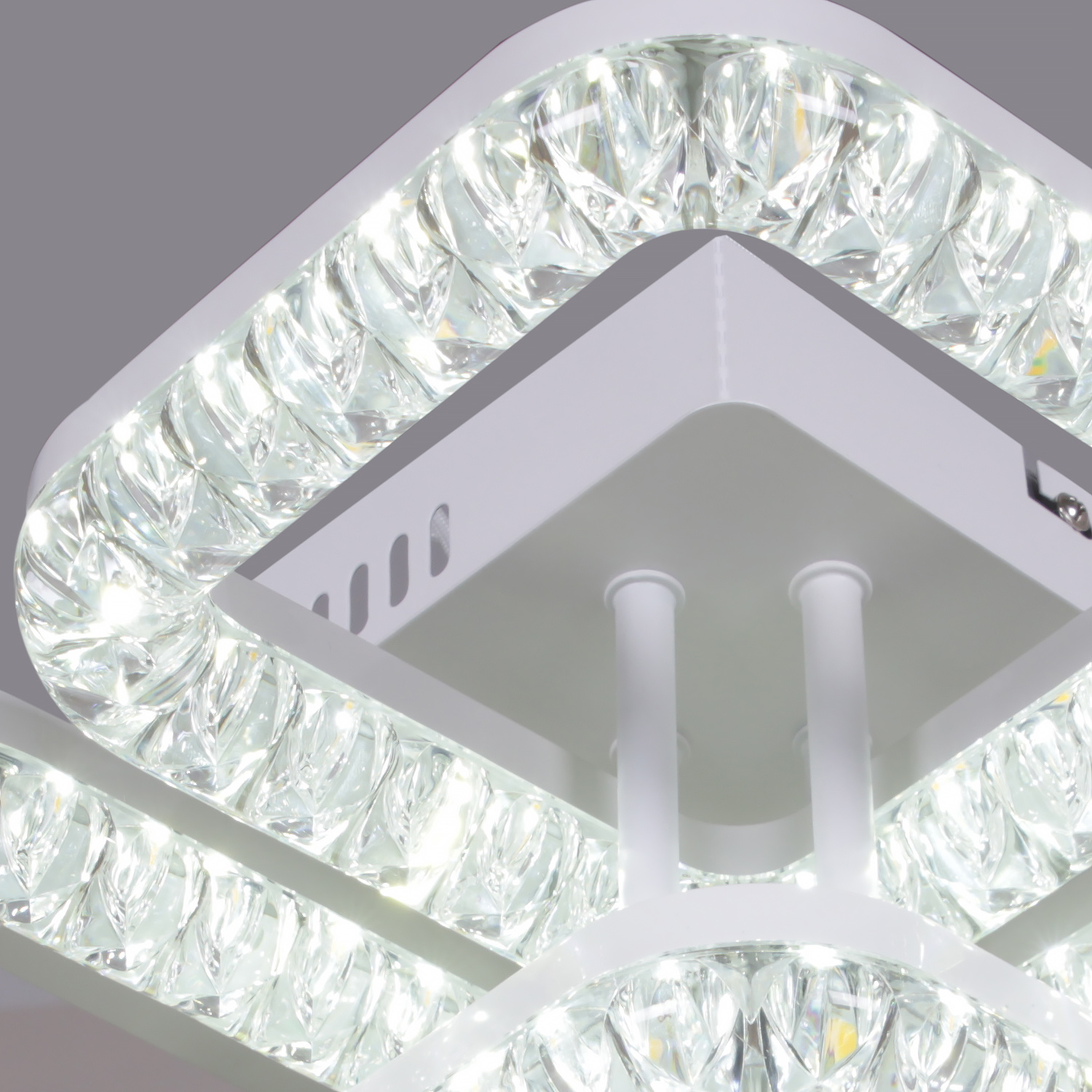 09848-0.3-4+1A WH светильник потолочный