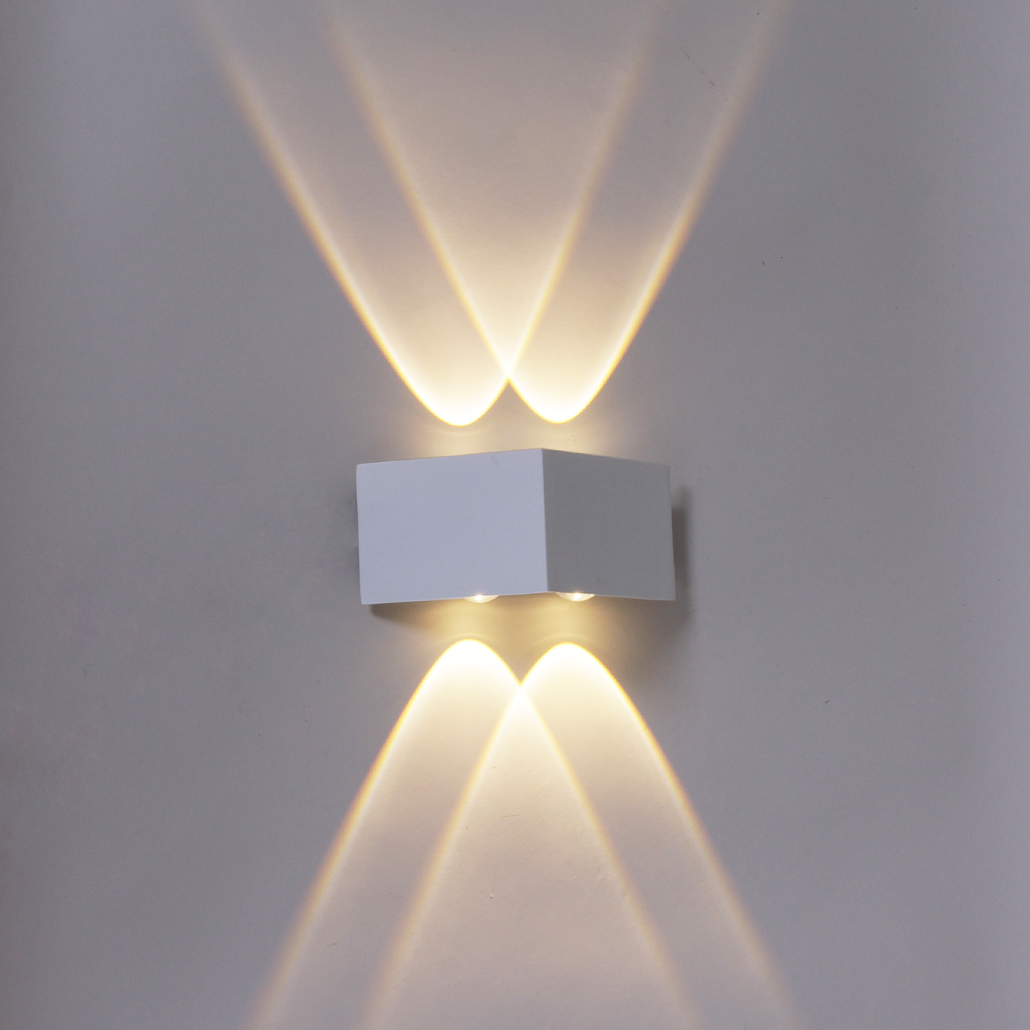 86856-9.2-001KT LED4W WT светильник настенный