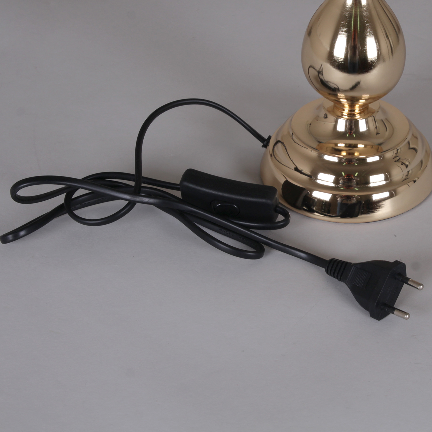 35302-0.7-01  светильник настольный