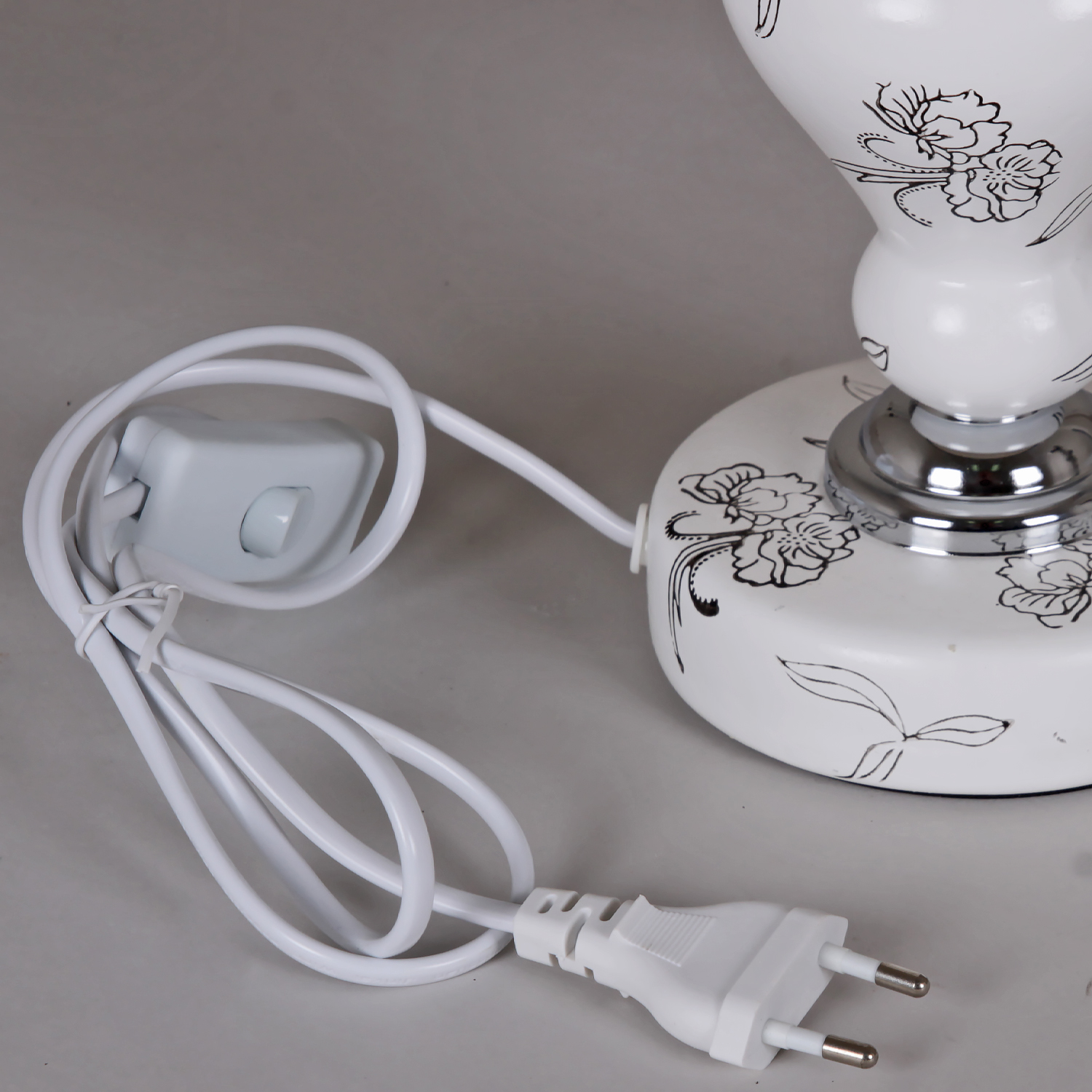 02639-0.7-01  светильник настольный