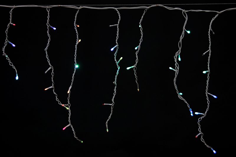 A-056R "L" RGB светодиодная гирлянда "бахрома" 5x0.6м 180LED белый провод влагозащищен.