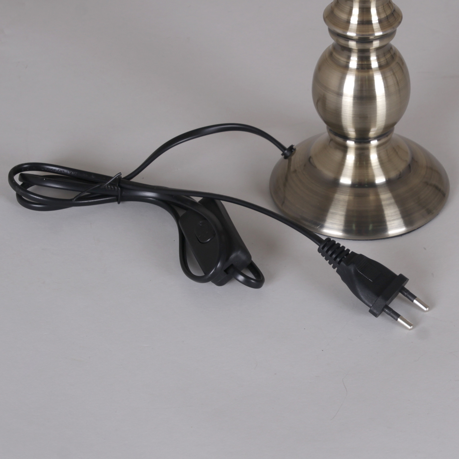 36991-0.7-01  светильник настольный