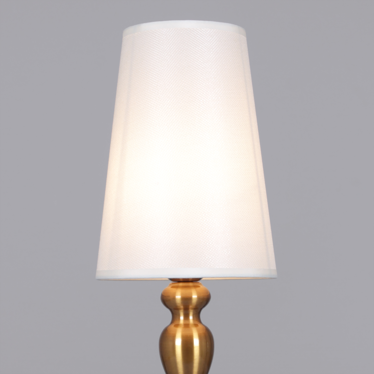 16502-0.7-01  светильник настольный