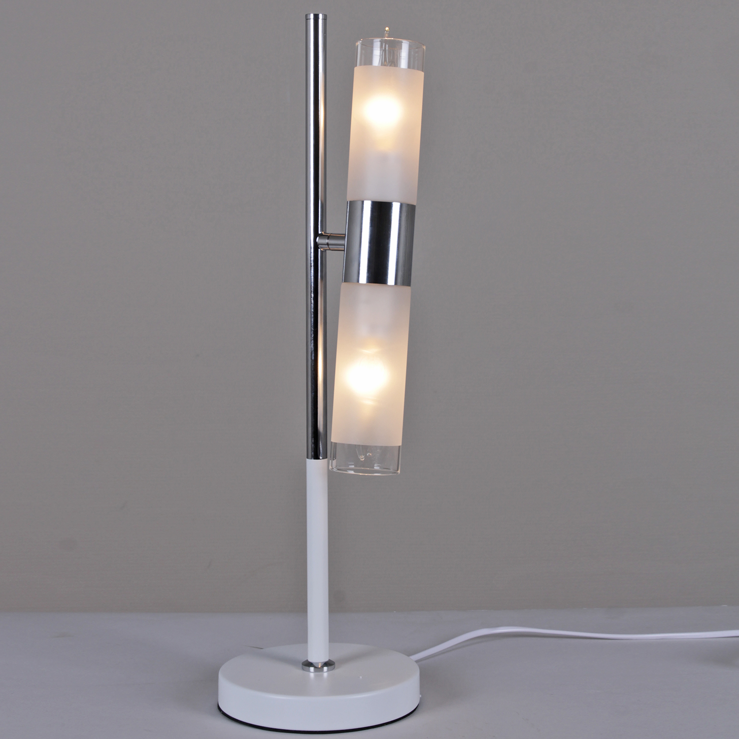 48747-0.7-02 светильник настольный