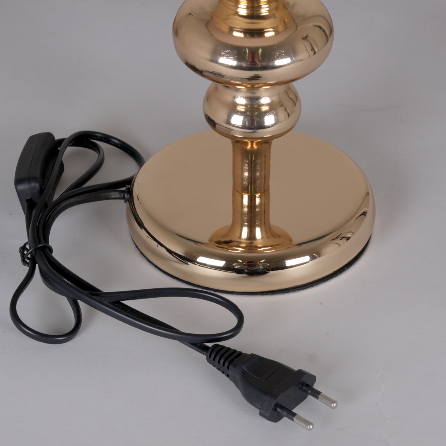 80102-0.7-01  светильник настольный